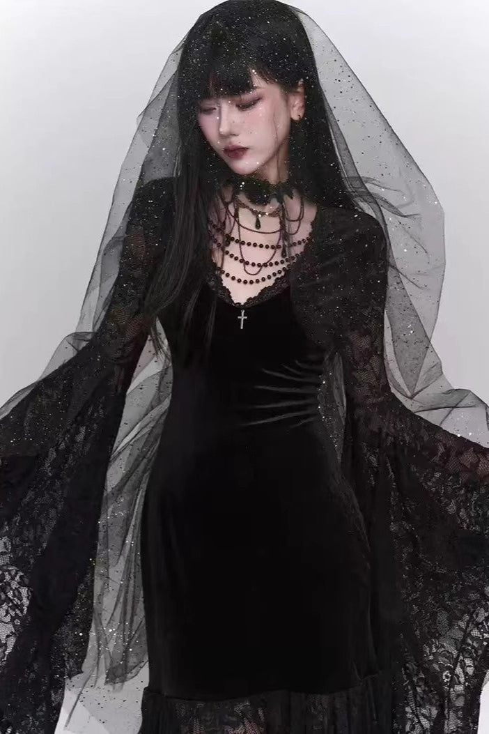 Dark Gothic Halloween Dress Secondary image