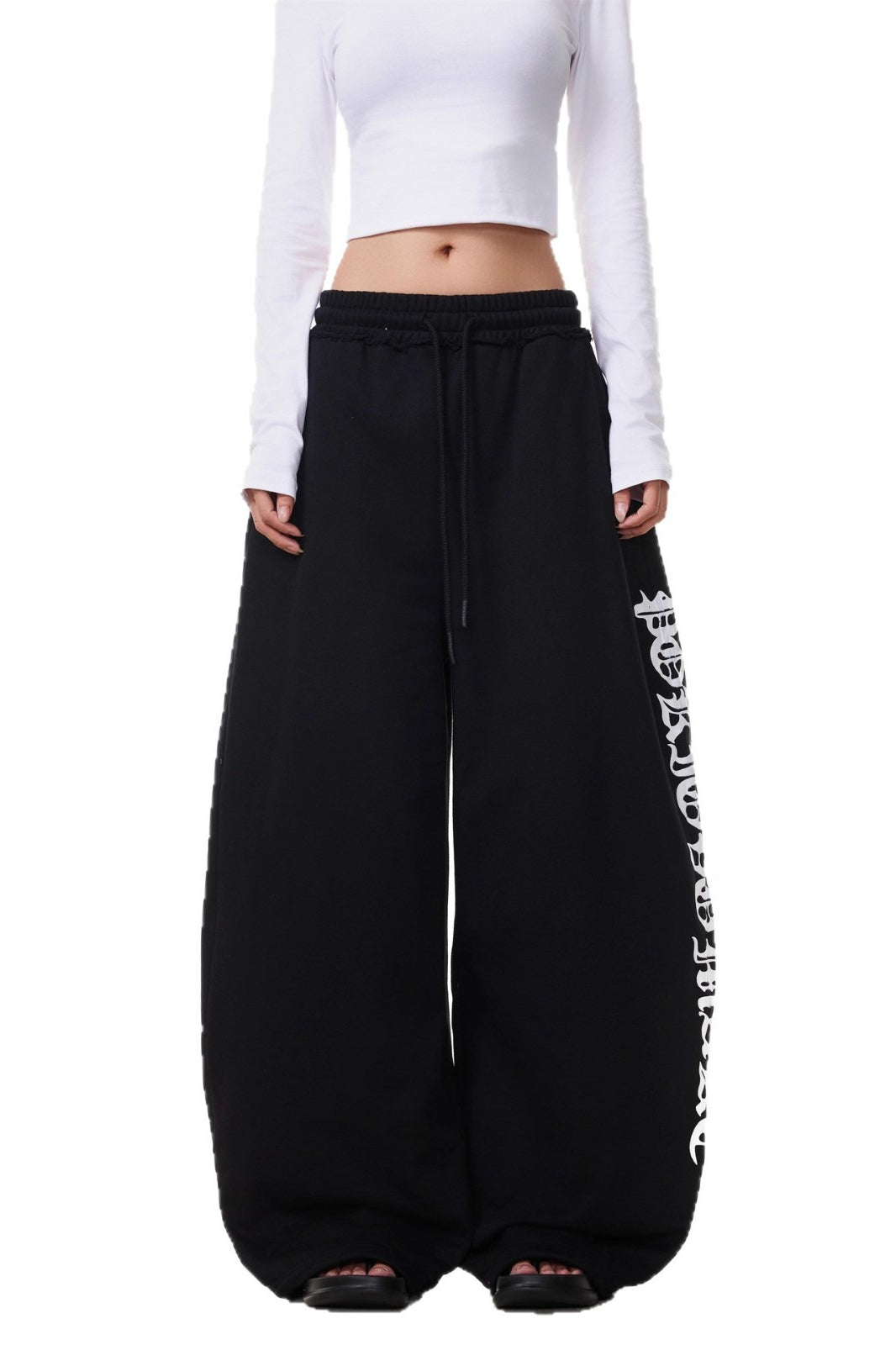 Gothic Letter Print Curved-Leg Sweatpants Main image