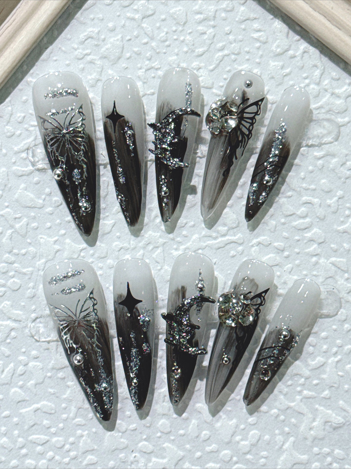 Cyberpunk Metal Butterfly Dark Press On Nails Main image
