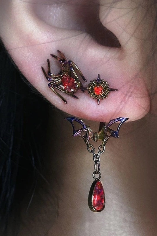 Gothic Red Diamond Inlaid Spider Earrings Main image