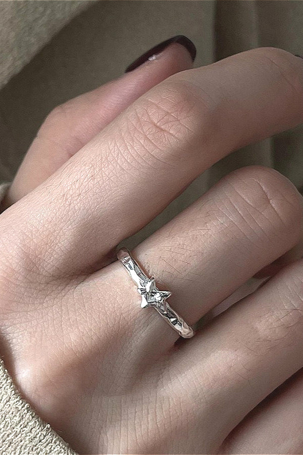 Irregular Texture Pentagram Ring Secondary image