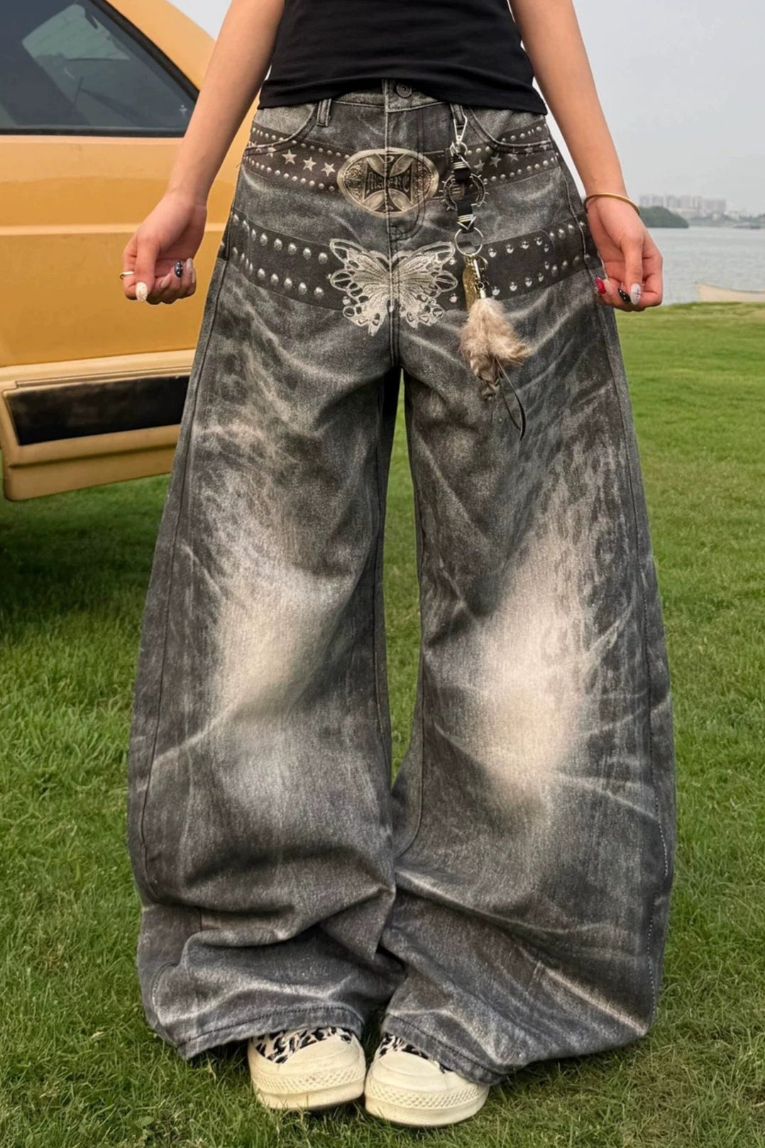 Western Print Double-Belt Barrel Jeans