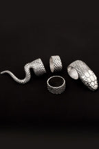Retro Heavy Metal Dark Python Ring