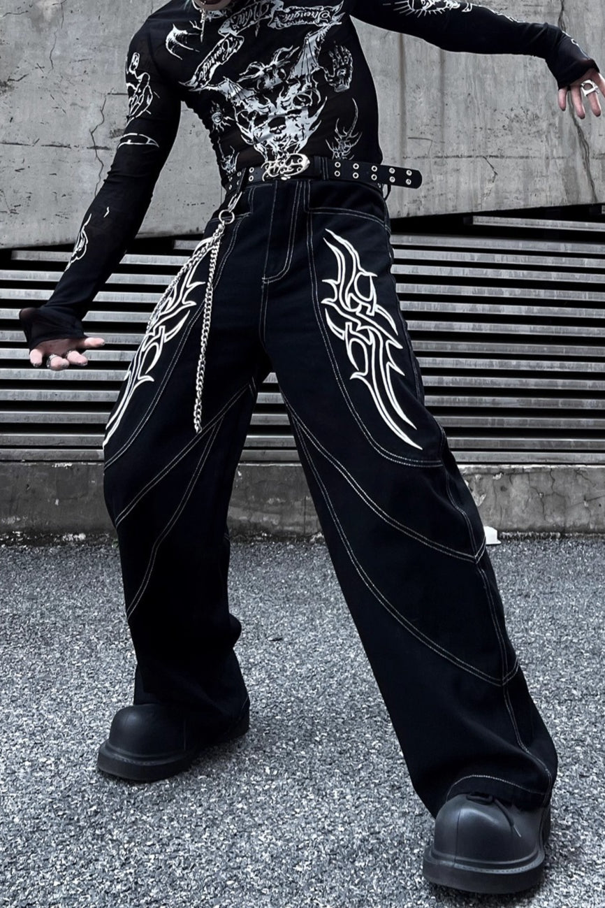Embroidered Contrast-Stitch Wide-Leg Jeans