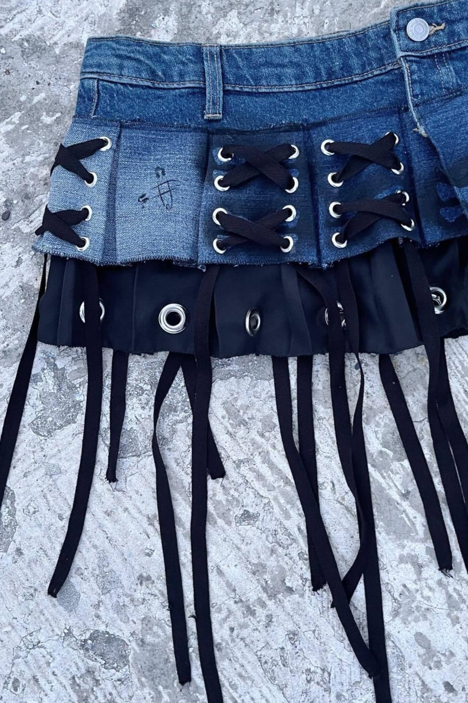 Star Print Washed Denim Pleated Mini Skirt