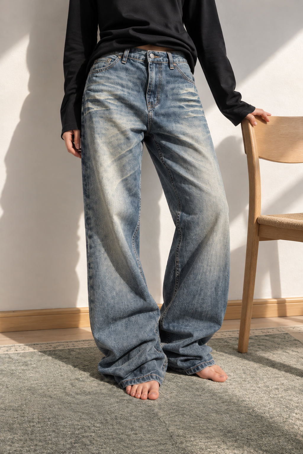 Embroidered Slouchy Straight Denim Trousers Main image