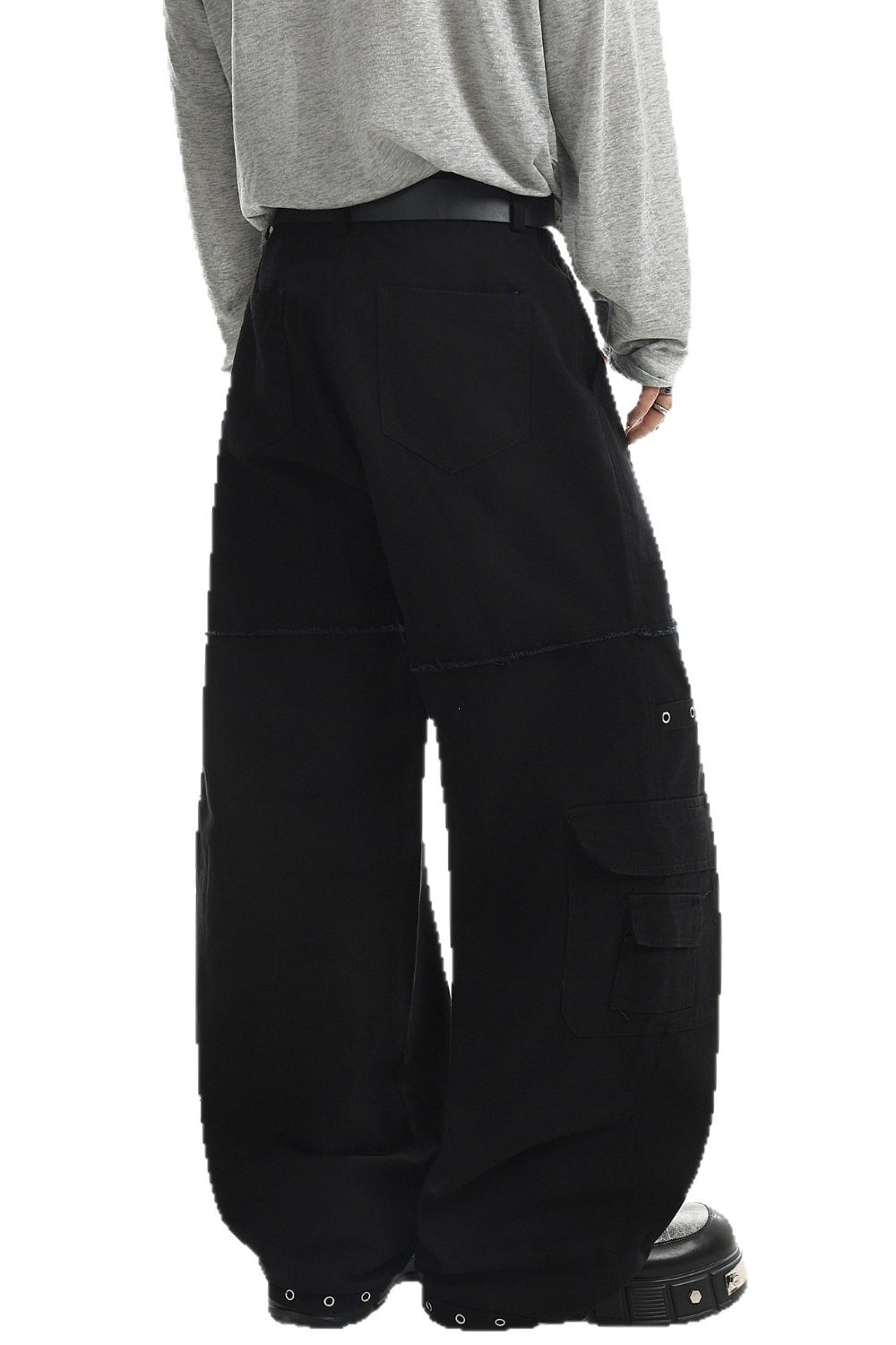 Studded Pocket Wide-Leg Cargo Jeans