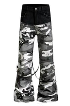 Contrast Waist Camouflage Flared Pants