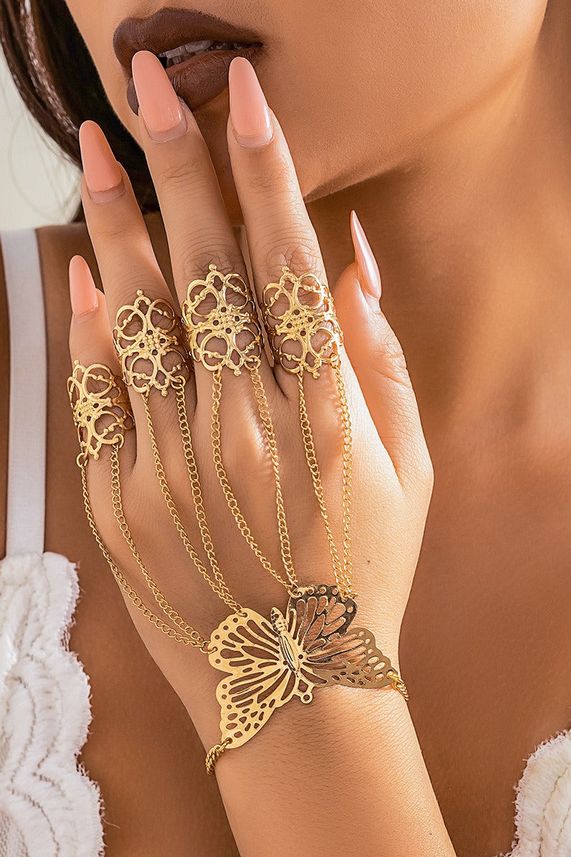 Gothic Chain Finger Connecting Bracelet Secondary image