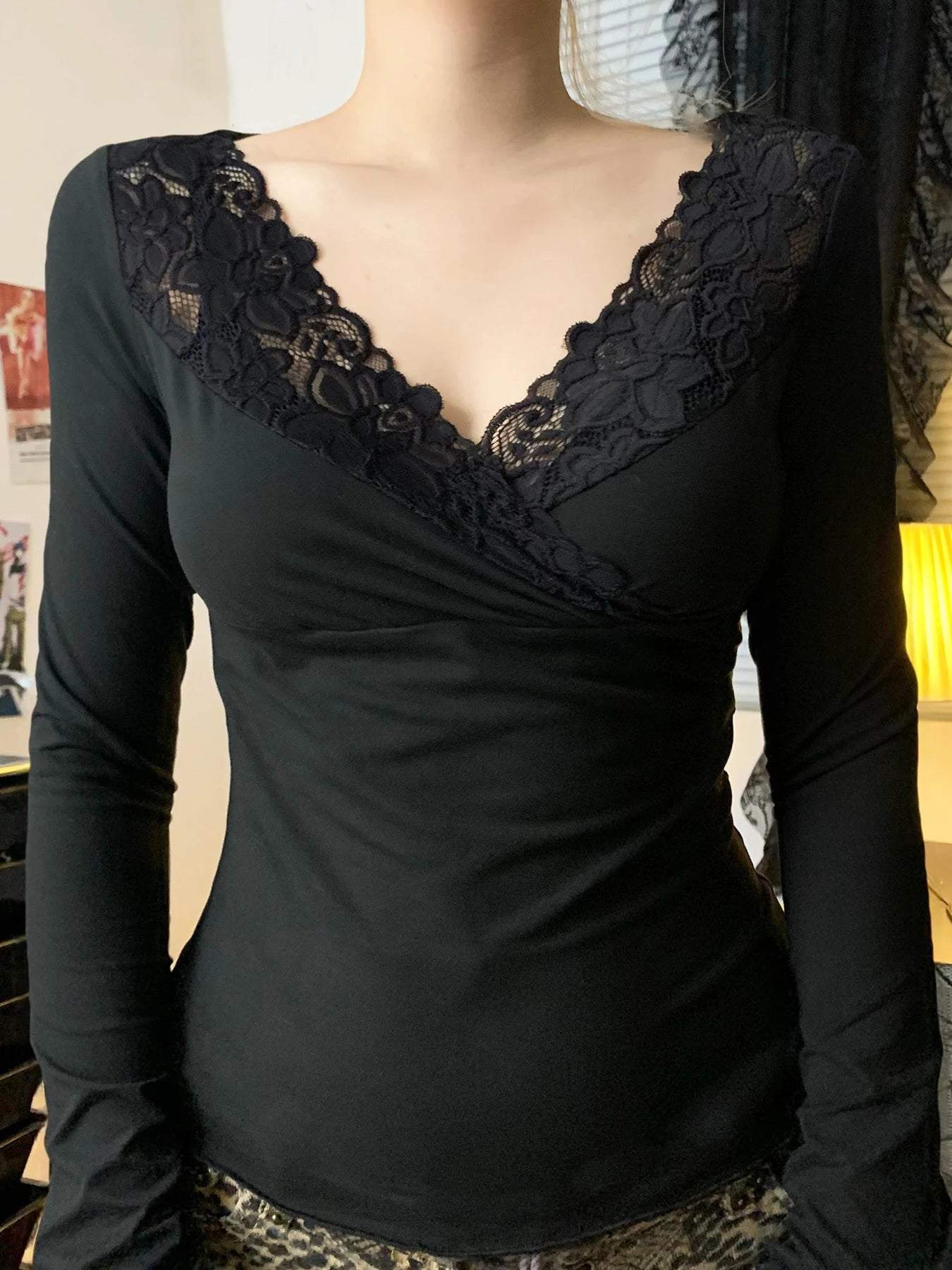 Grunge Lace V-neck Knit Top