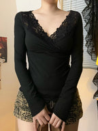 Grunge Lace V-neck Knit Top
