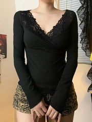 Grunge Lace V-neck Knit Top