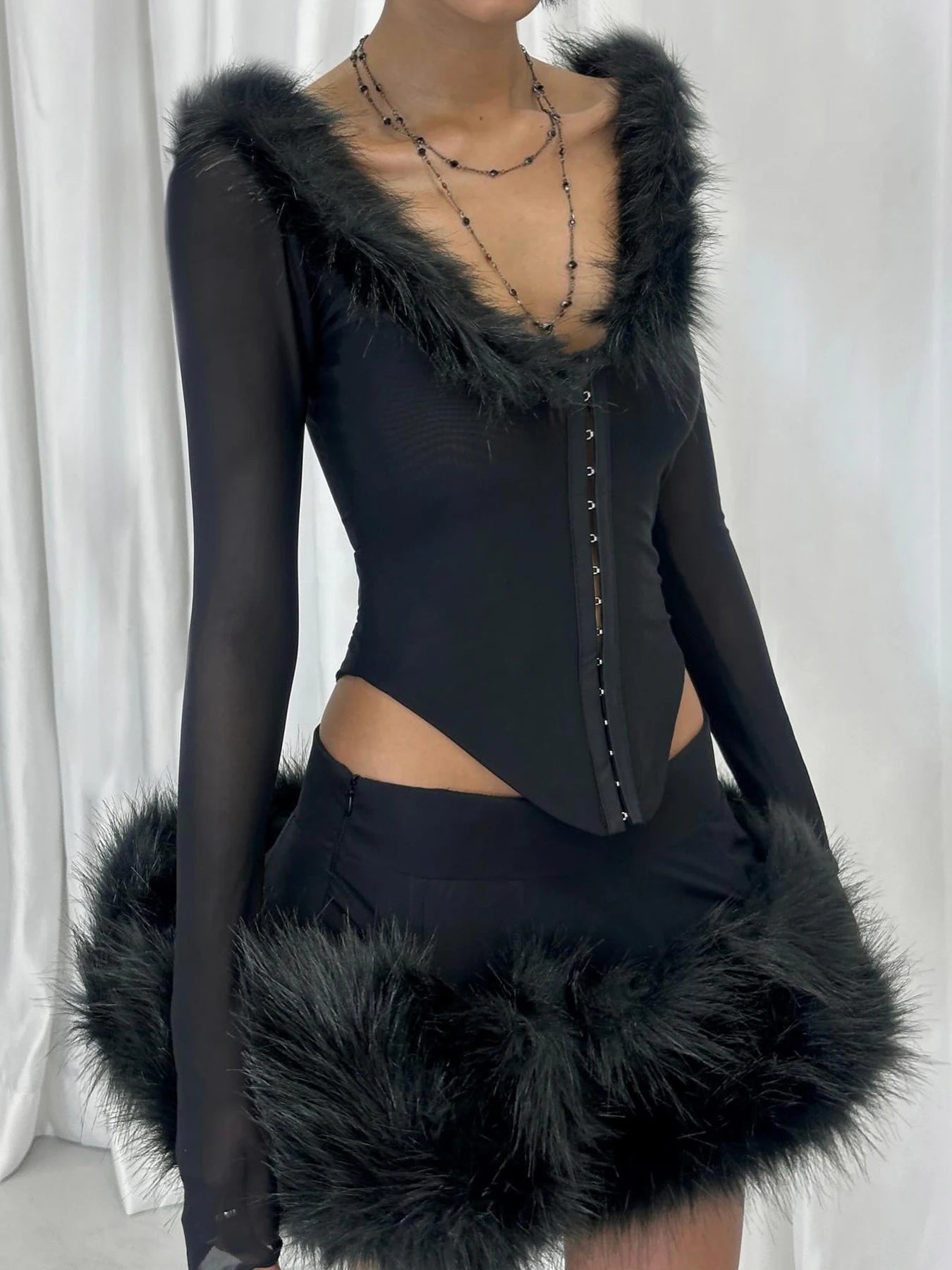Fur Collar V-neck Knit Top Main image