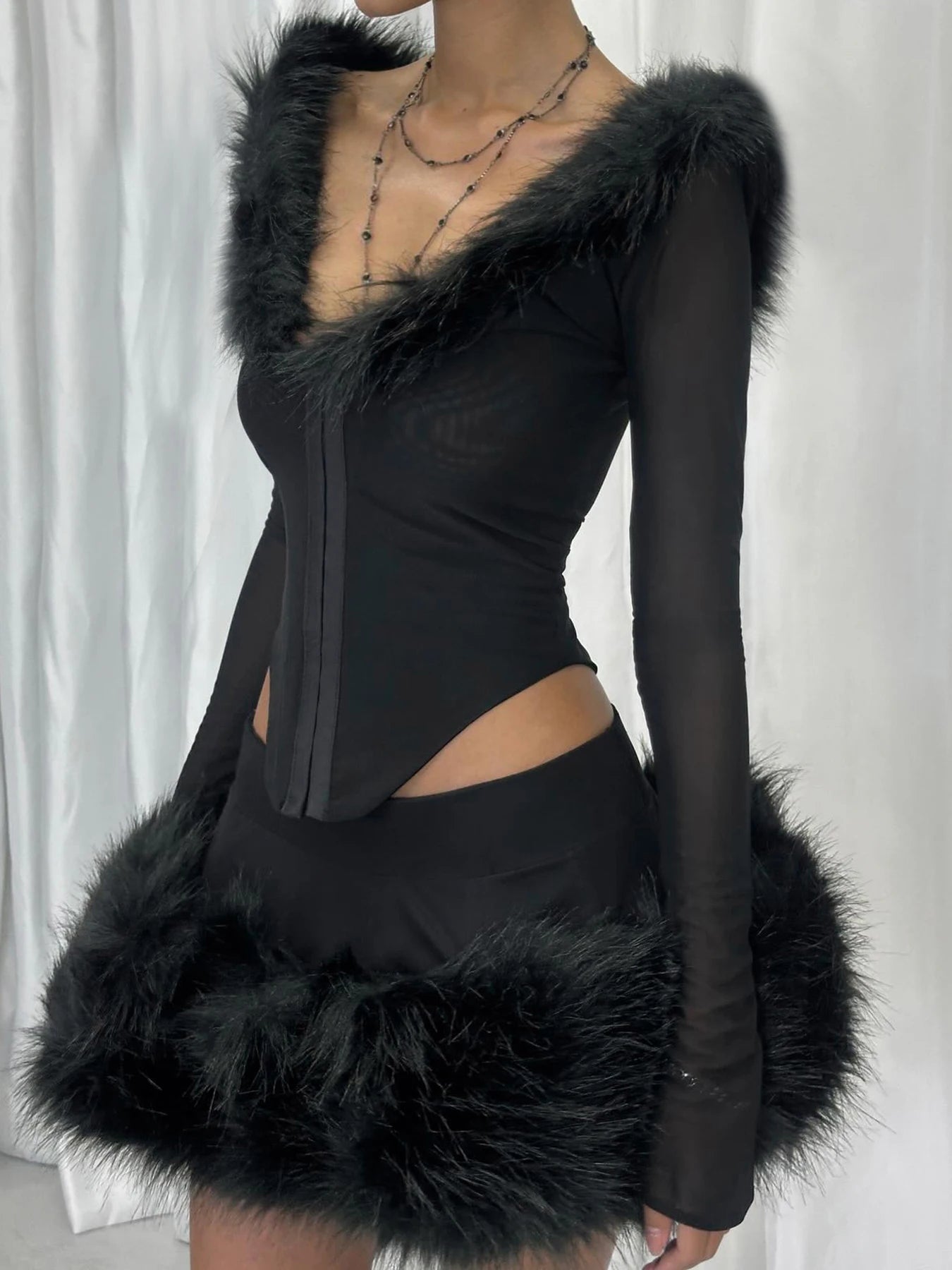 Fur Collar V-neck Knit Top Secondary image