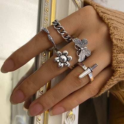 Punk Vintage Gothic Poker Ring