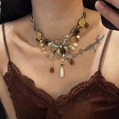 Retro Bling Butterfly Pendant High-End Cool Necklace Halloween