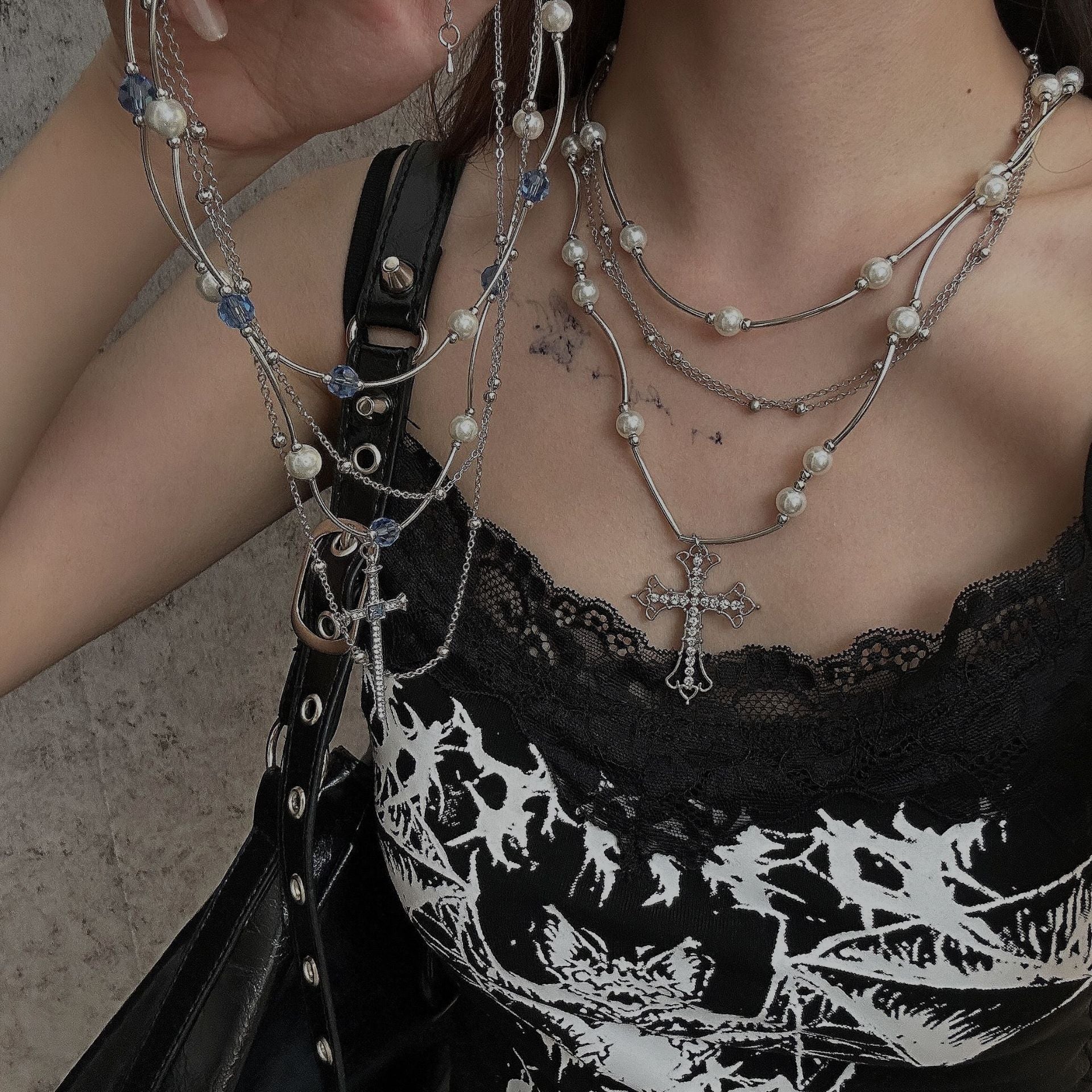 Sweet Cool Layered Cross Pearl Necklace Halloween Main image