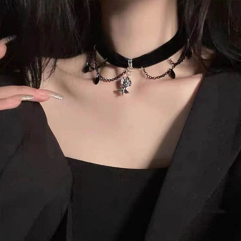 Dark Gothic Camellia Tassel Velvet Choker Hot Girl Necklace Secondary image