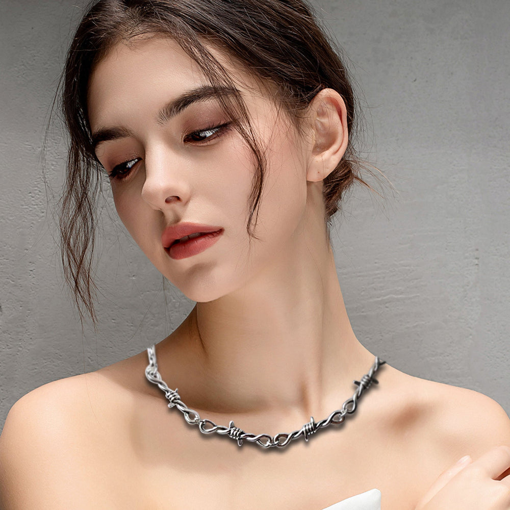 Small Iron Thorn Hip-Hop Gothic Necklace Halloween