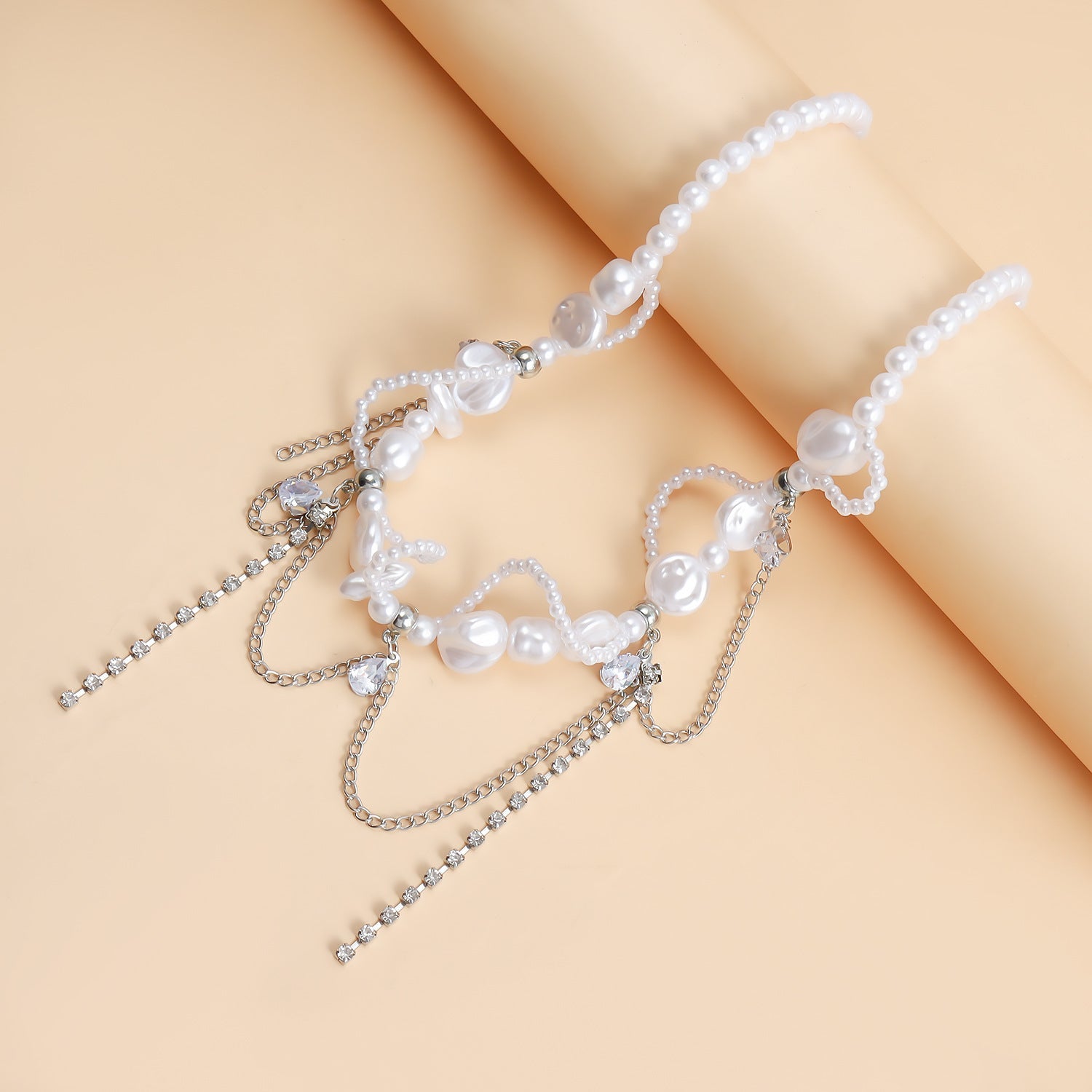 Sweet Cool Irregular Faux Pearl Necklace Secondary image