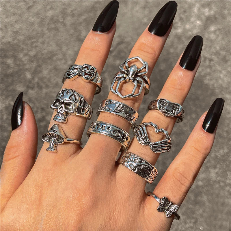 Gothic Heart Dice Spades Ace Ring Main image