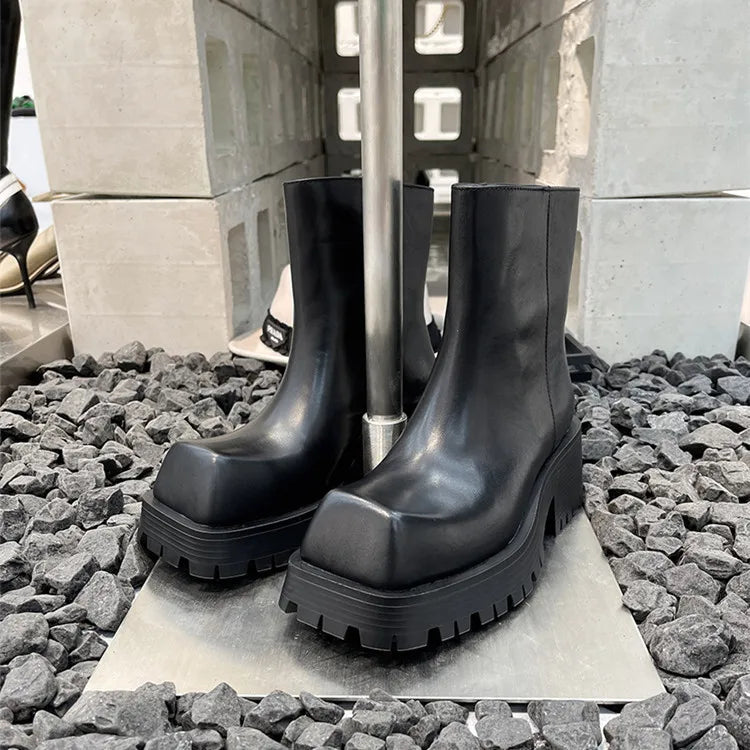 New Chelsea Short Gothic Platform Boot Main image