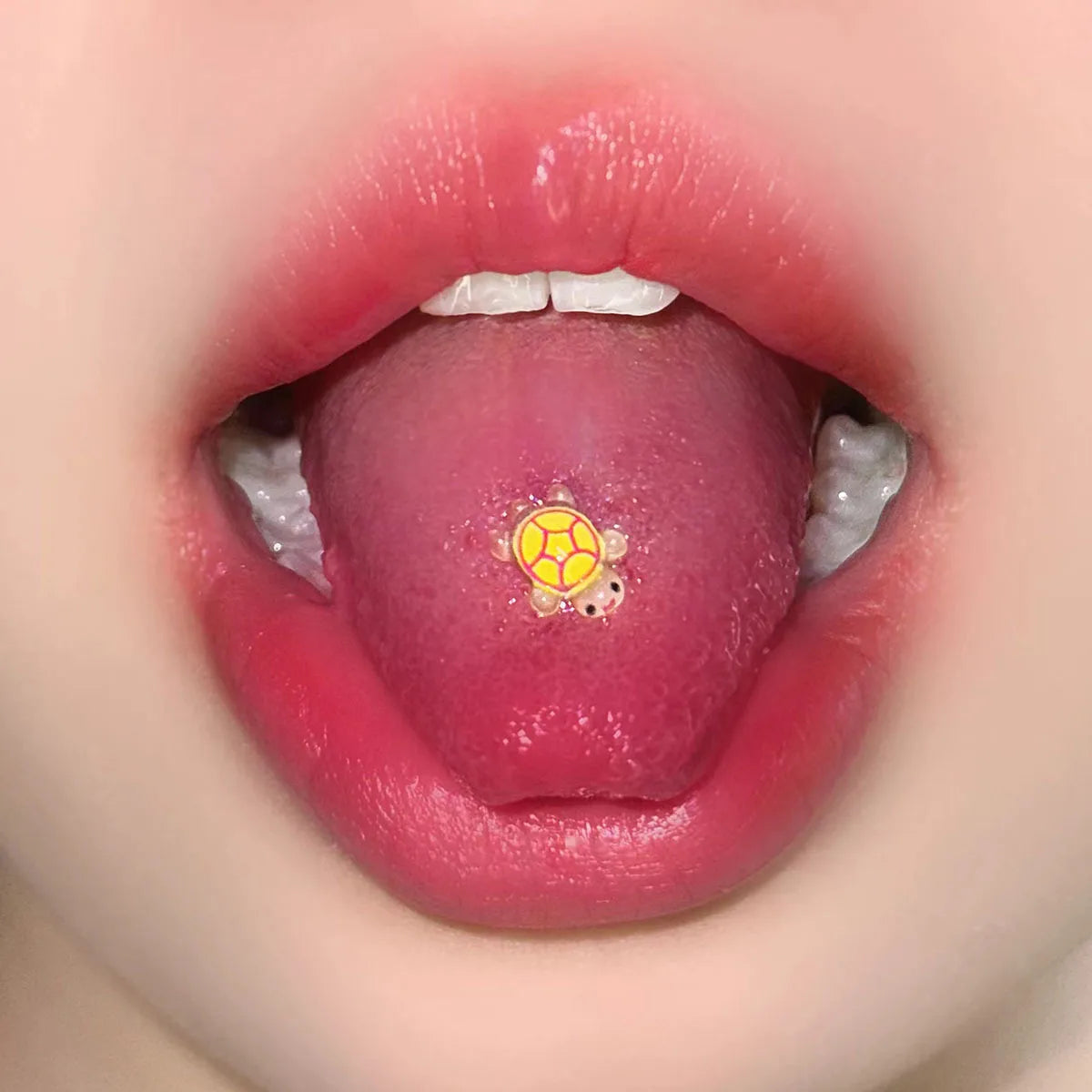 Luminous Little Turtle Sweet Resin Tongue Ring Main image
