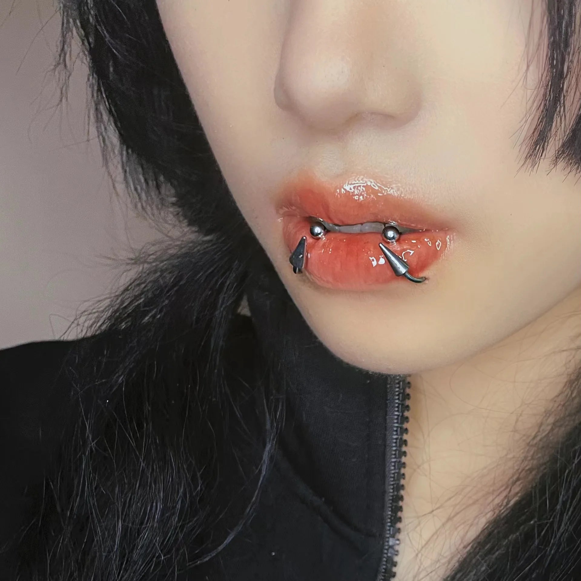 Opal Glue Dripping Oil Titanium Steel Lip Stud
