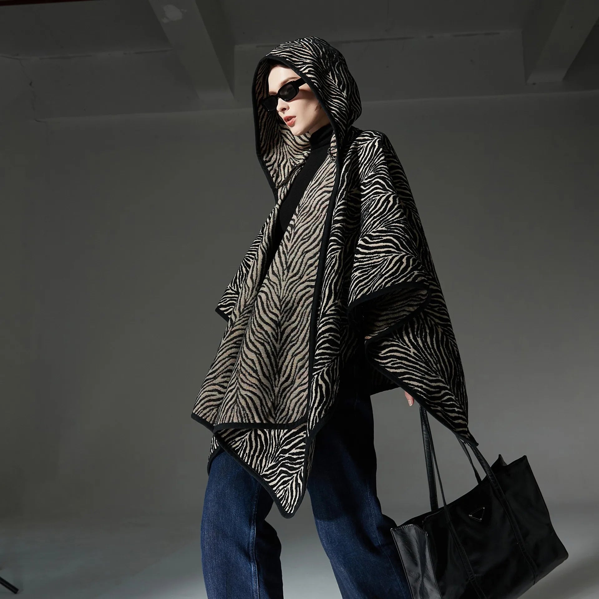 Floral Print Hooded Cloak Secondary image
