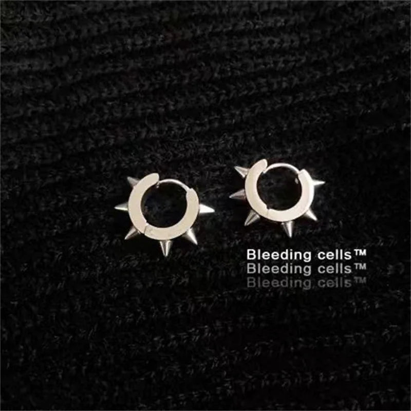 Vintage Black Dragon Claw Zinc Alloy Earring