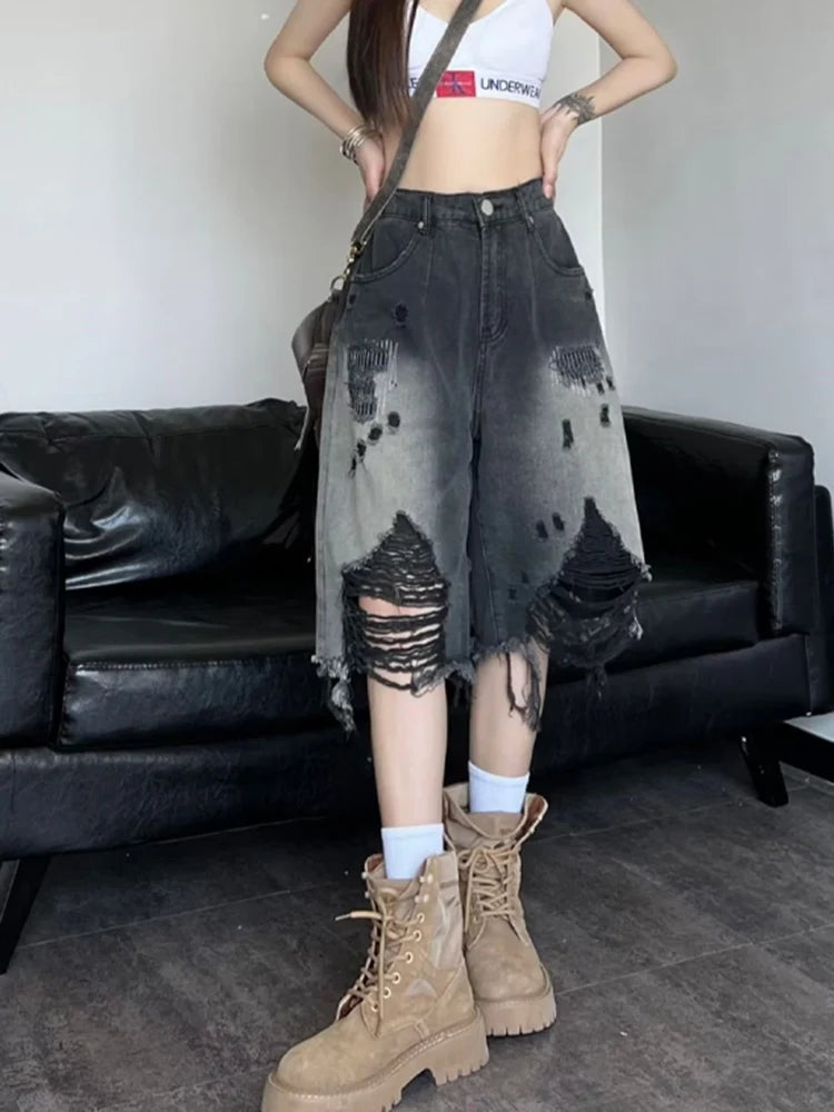 Gradient Hole Denim Short