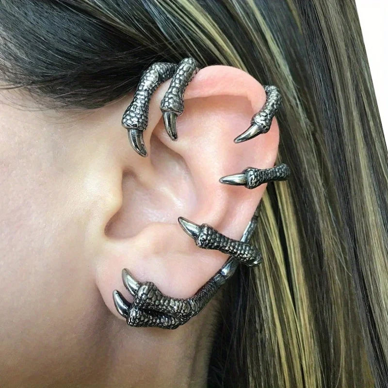 Vintage Black Dragon Claw Zinc Alloy Earring Main image