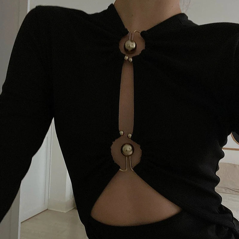 Hollow Out Metal Ring Connection Long Sleeve Crop Top