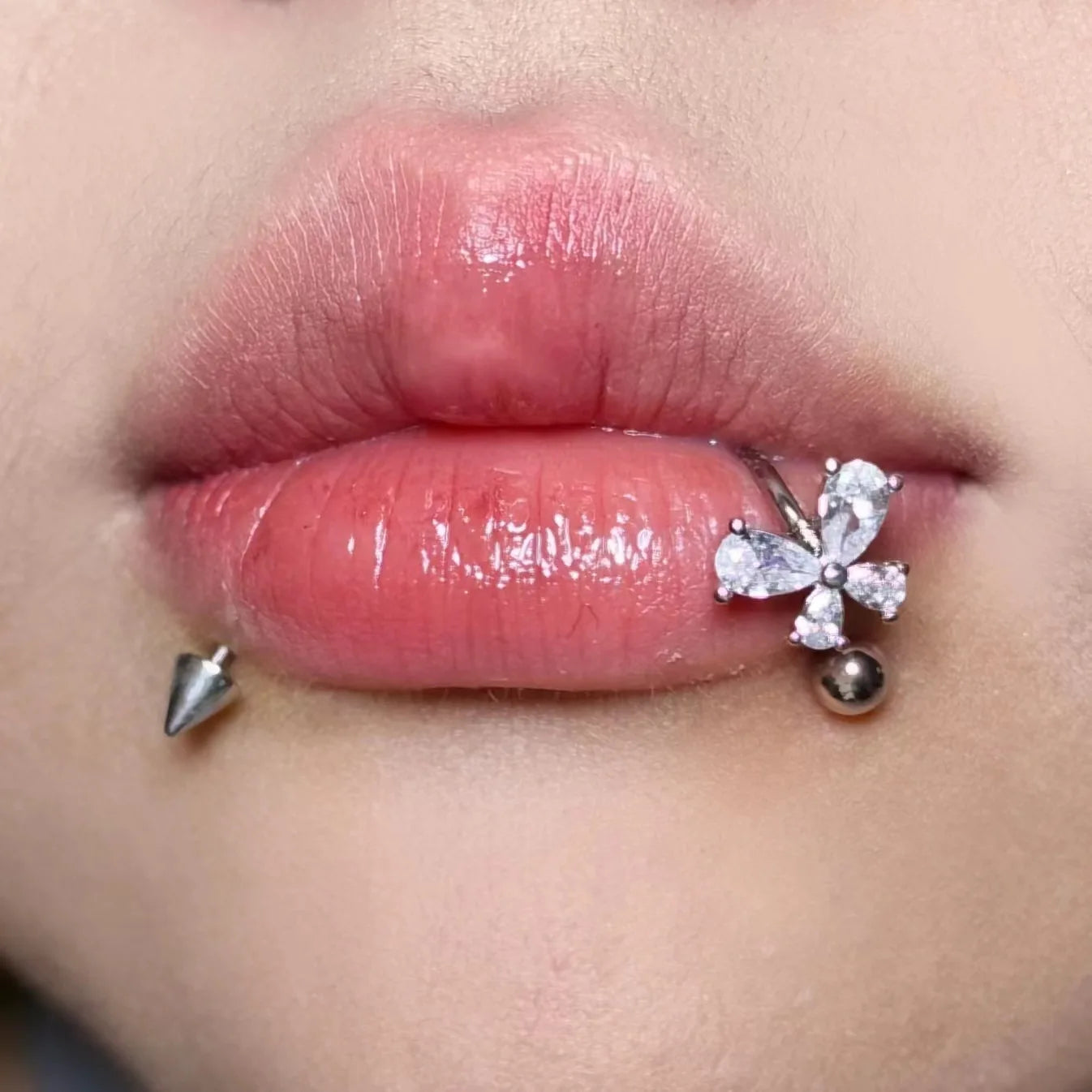 C Shape Crystal Butterfly Stainless Steel Lip Stud Main image
