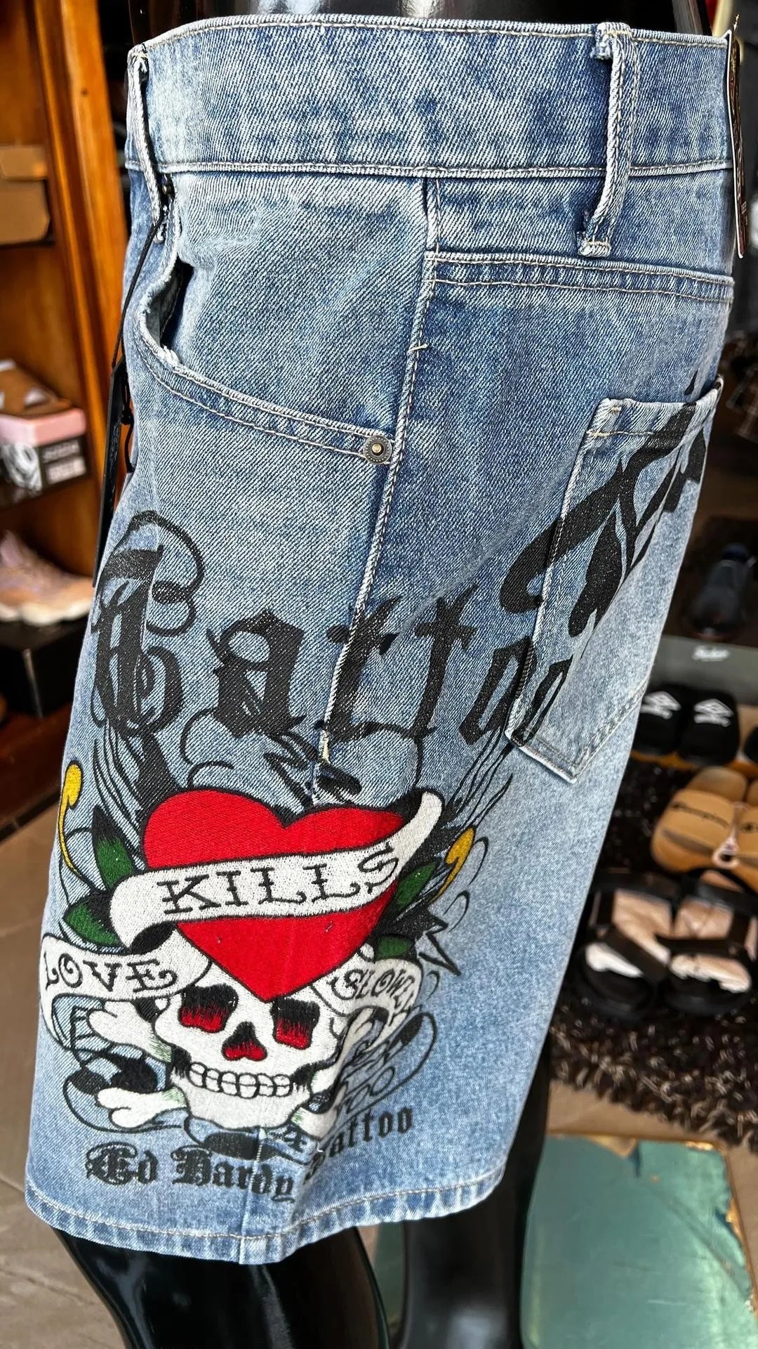 Skull Embroidery Denim Short Main image