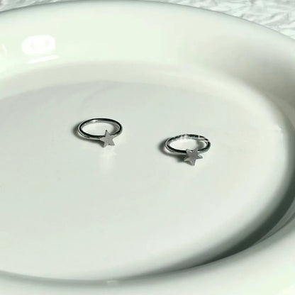 Star Clicker Hinged Lip Stud