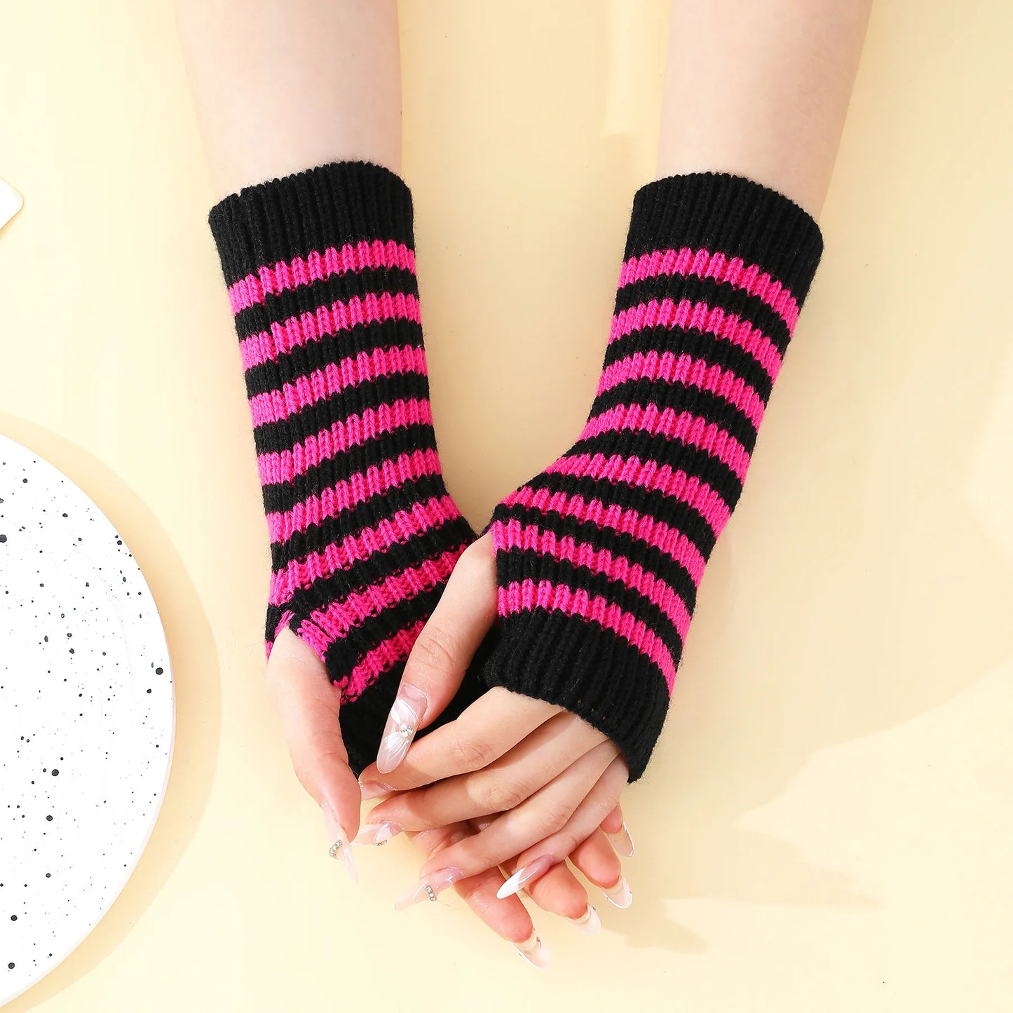 Gothic Striped Knitted Glove