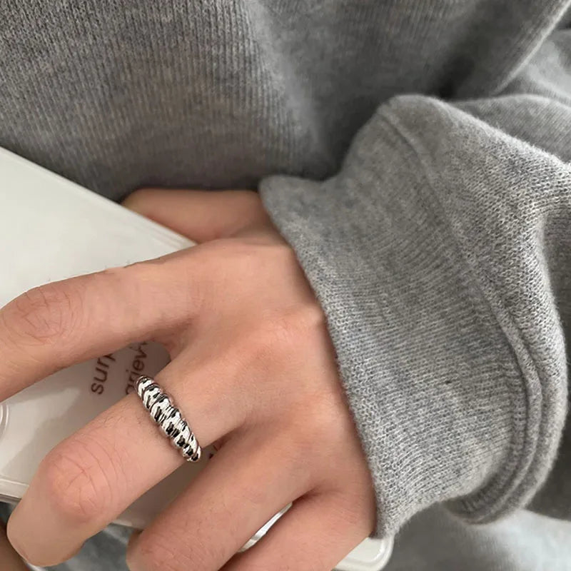 Thorns Love Heart Gothic Ring