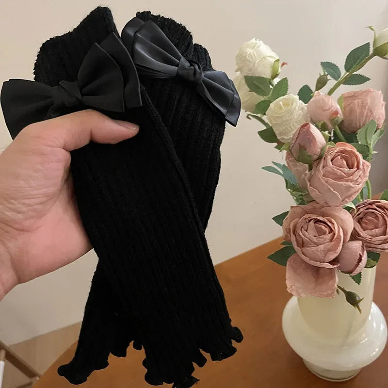 Gothic Knitted Bow Tie Glove