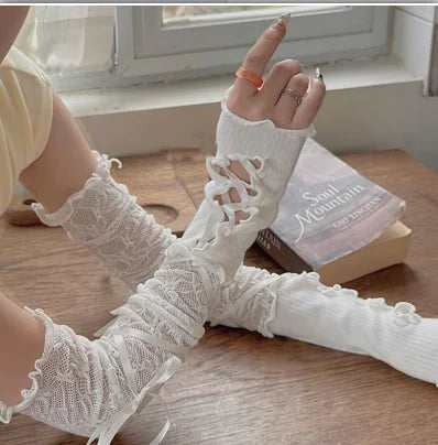 Gothic Ballet Strap Lace Glove