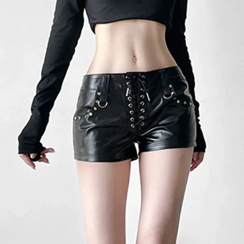 Skinny Fit Rivet Detail Shorts Secondary image