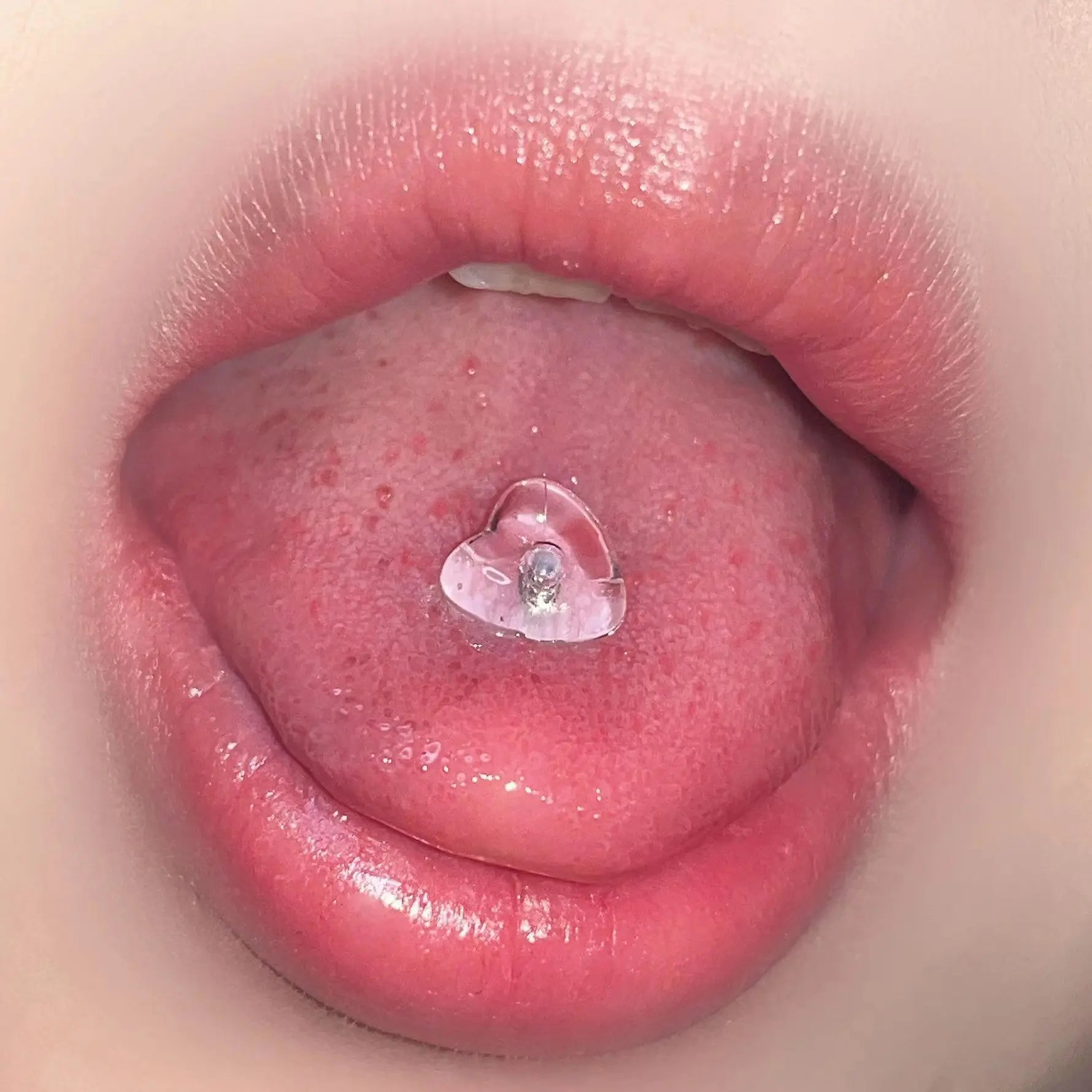 Love Heart Acrylic Student Anti-Discovery Tongue Ring Main image
