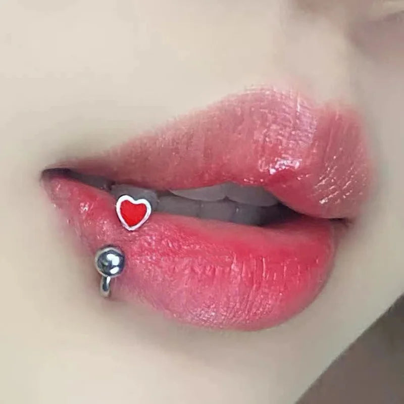 Heart Chirurgical C-Lip Stud Main image