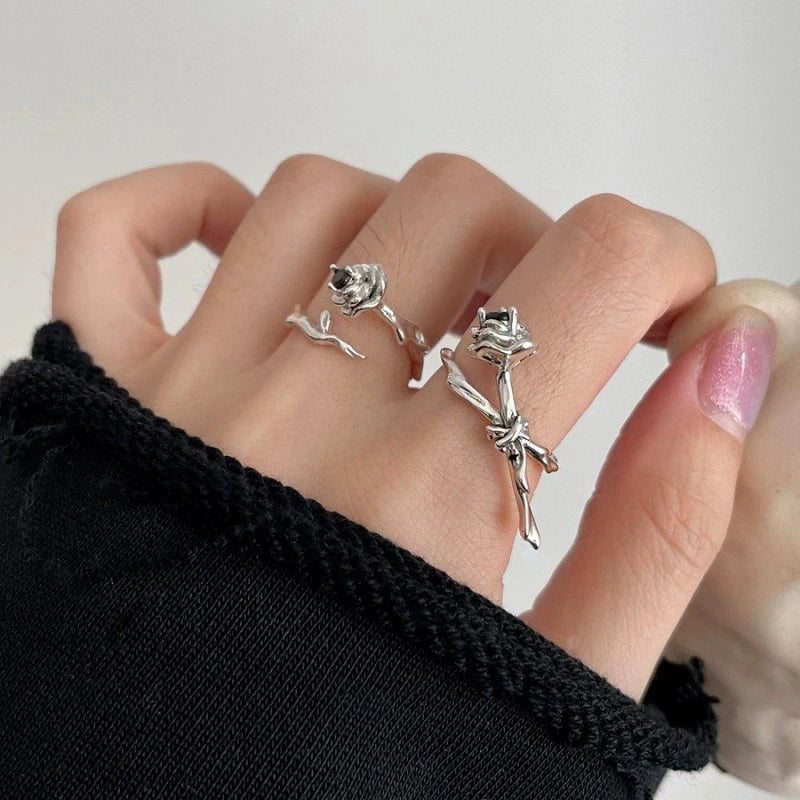 Thorn Rose Gothic Blossom Ring