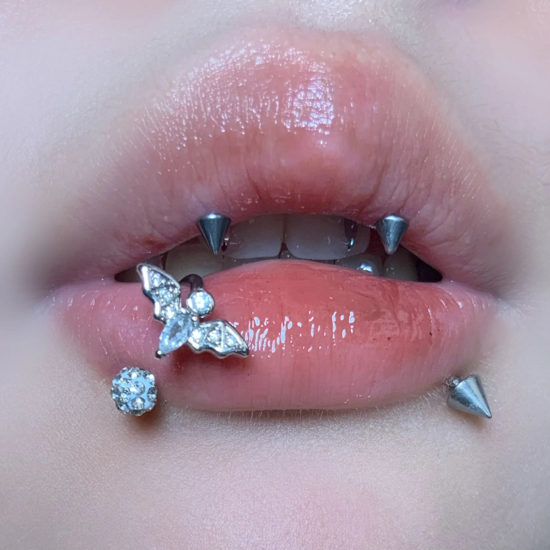 Delicate Bat C-shaped Lip Stud Main image