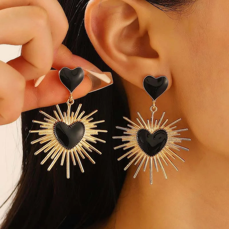 Gothic Thorny Black Drip Oil Heart Earring Main image
