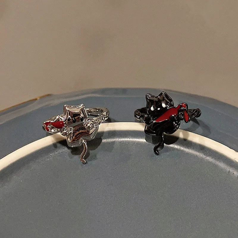 Minimalist Gothic Drunken Ghost Ring