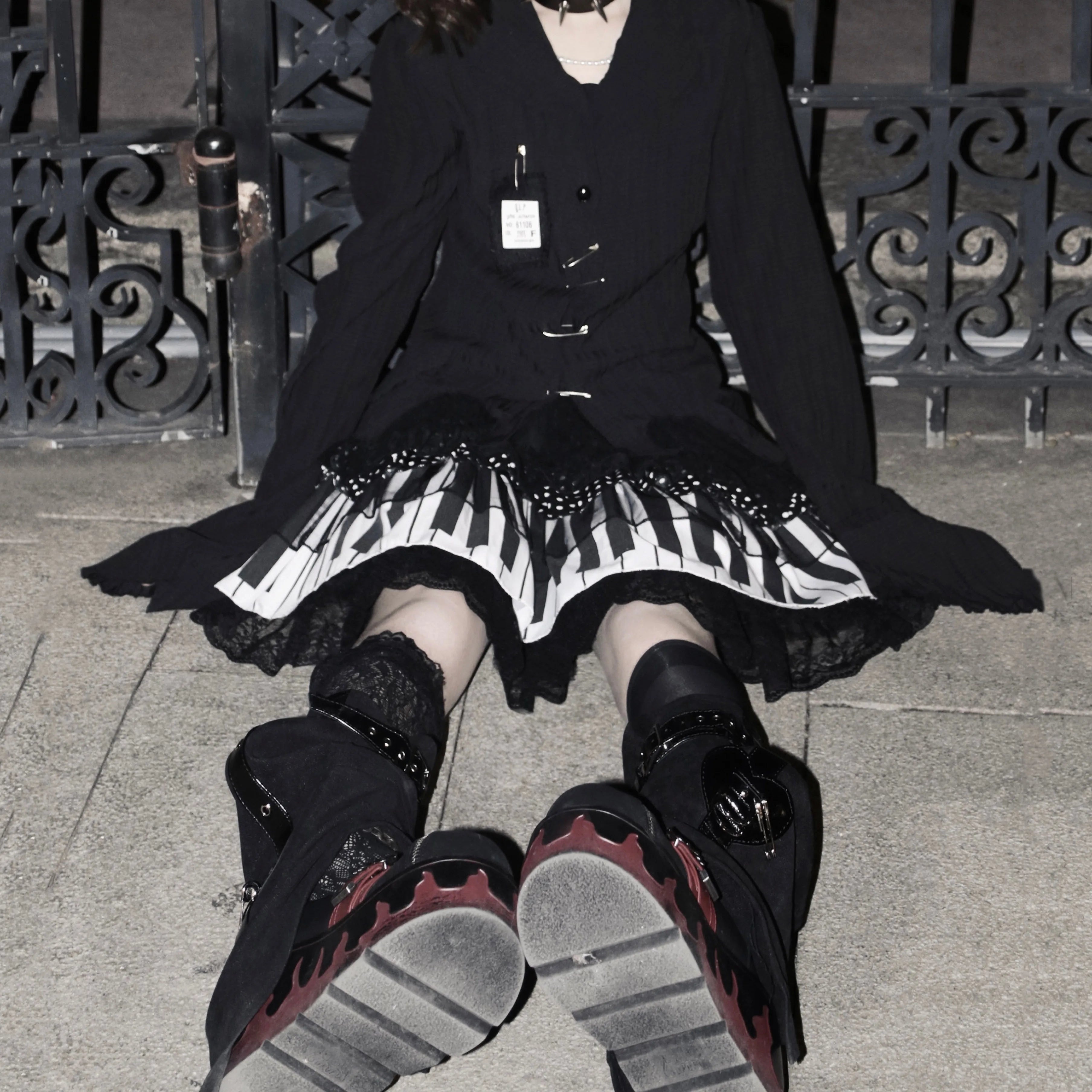 Loose Lace Gothic Lolita Cake Skirt Main image
