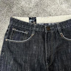 Wing Pattern Loose Short