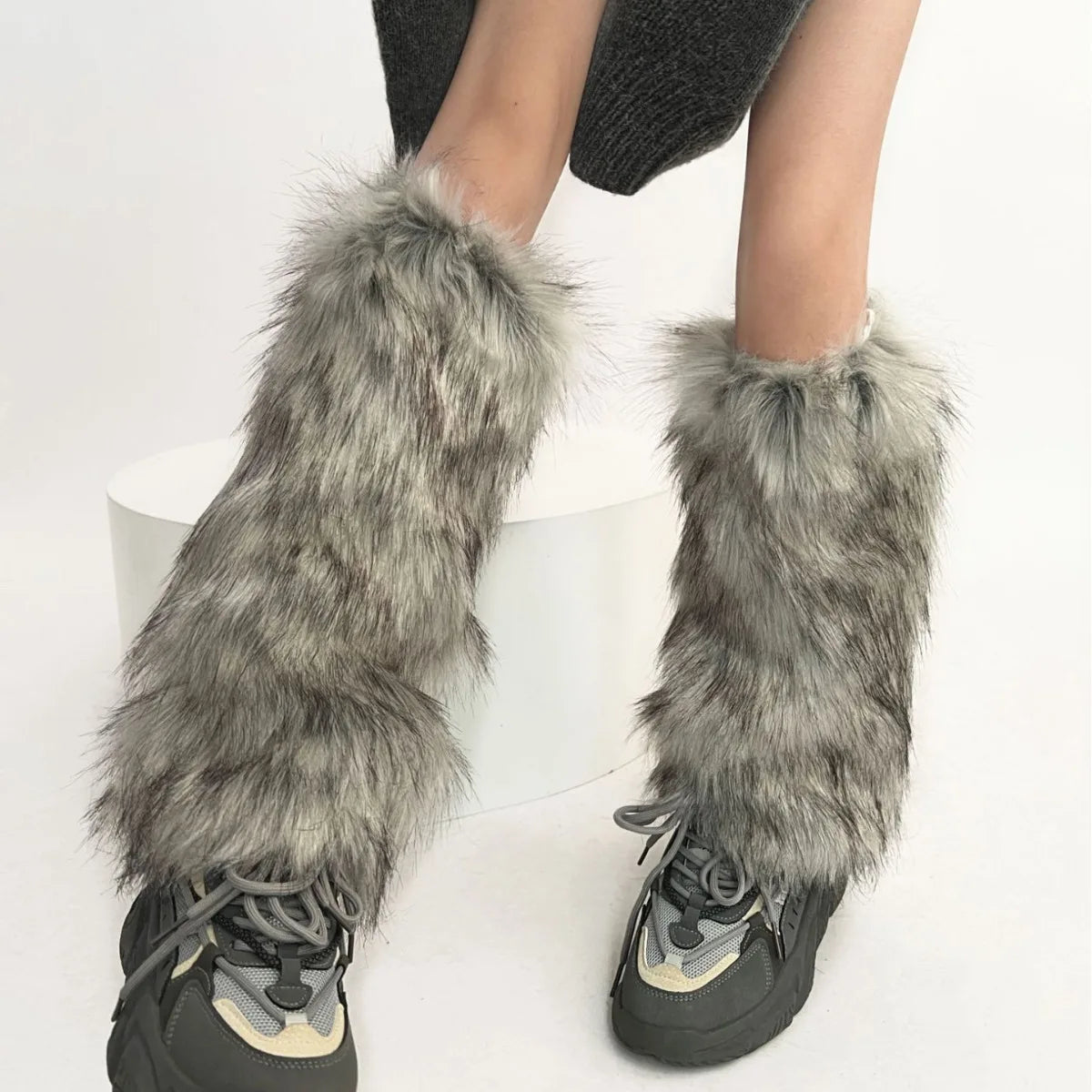 Gothic Faux Fur Vintage Sock Main image
